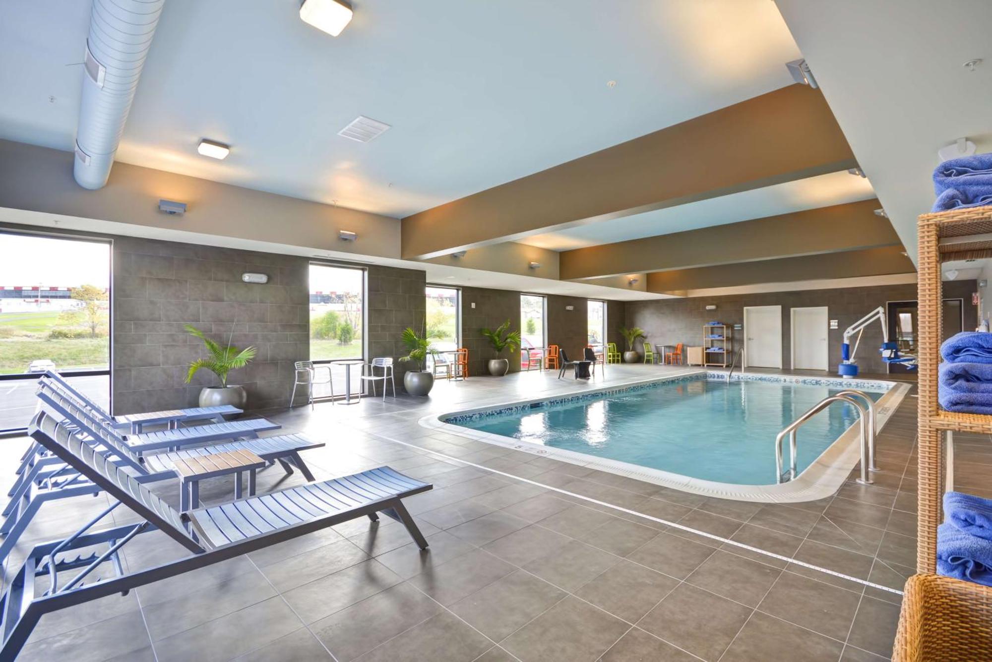 Home2 Suites By Hilton Oswego Buitenkant foto